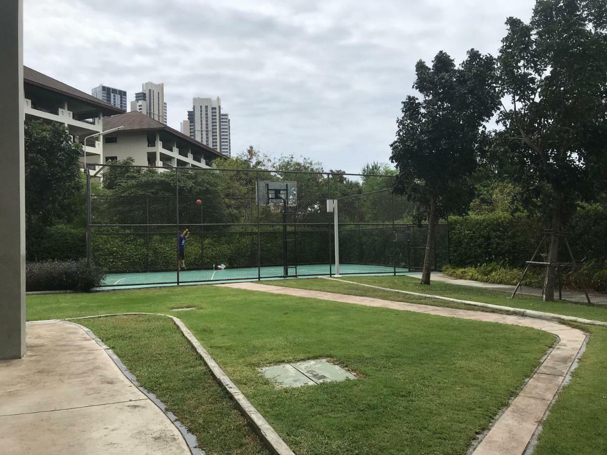 Lumpini Ville Wong Amat Beach Pattaya Exterior foto
